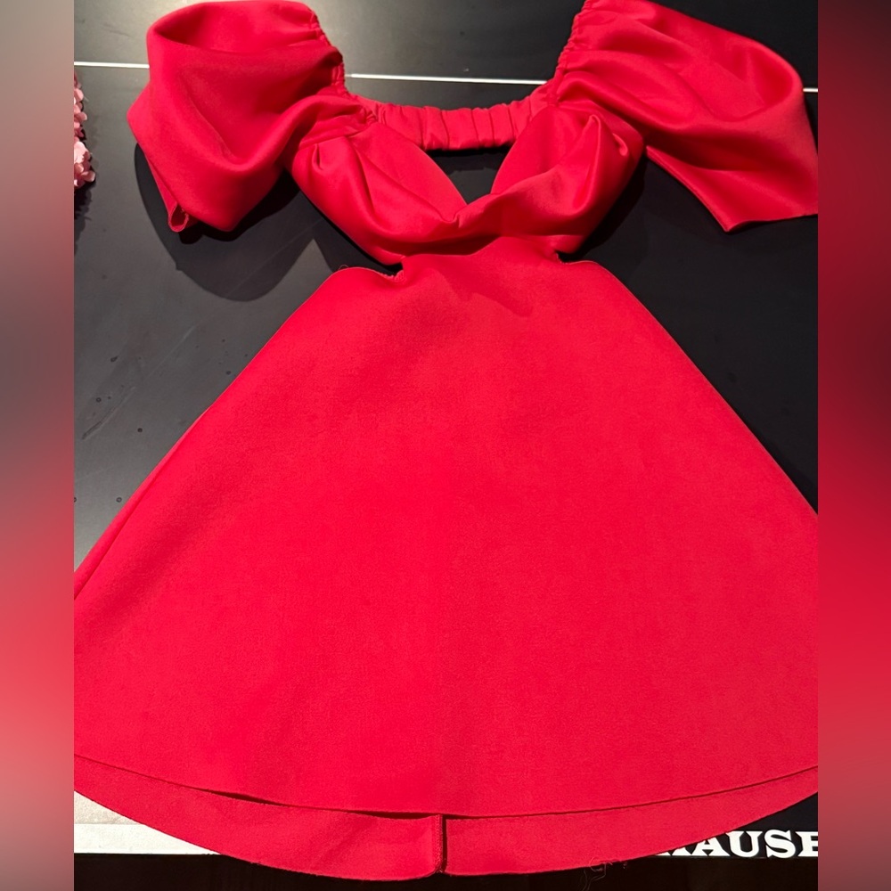 Vibrant raspberry pink  Dress with Puff Sleeves